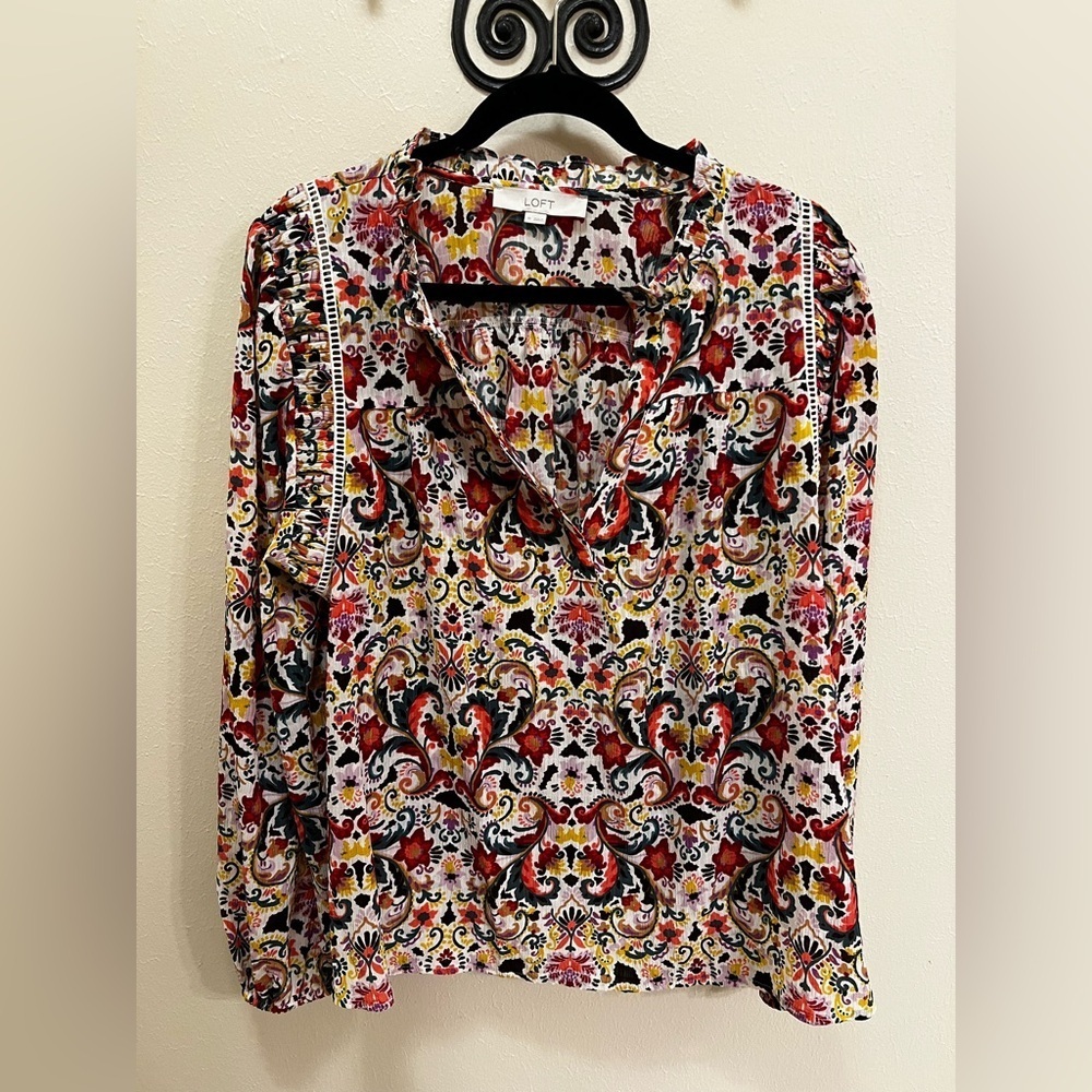 LOFT Women's Red and Yellow Patterned Blouse